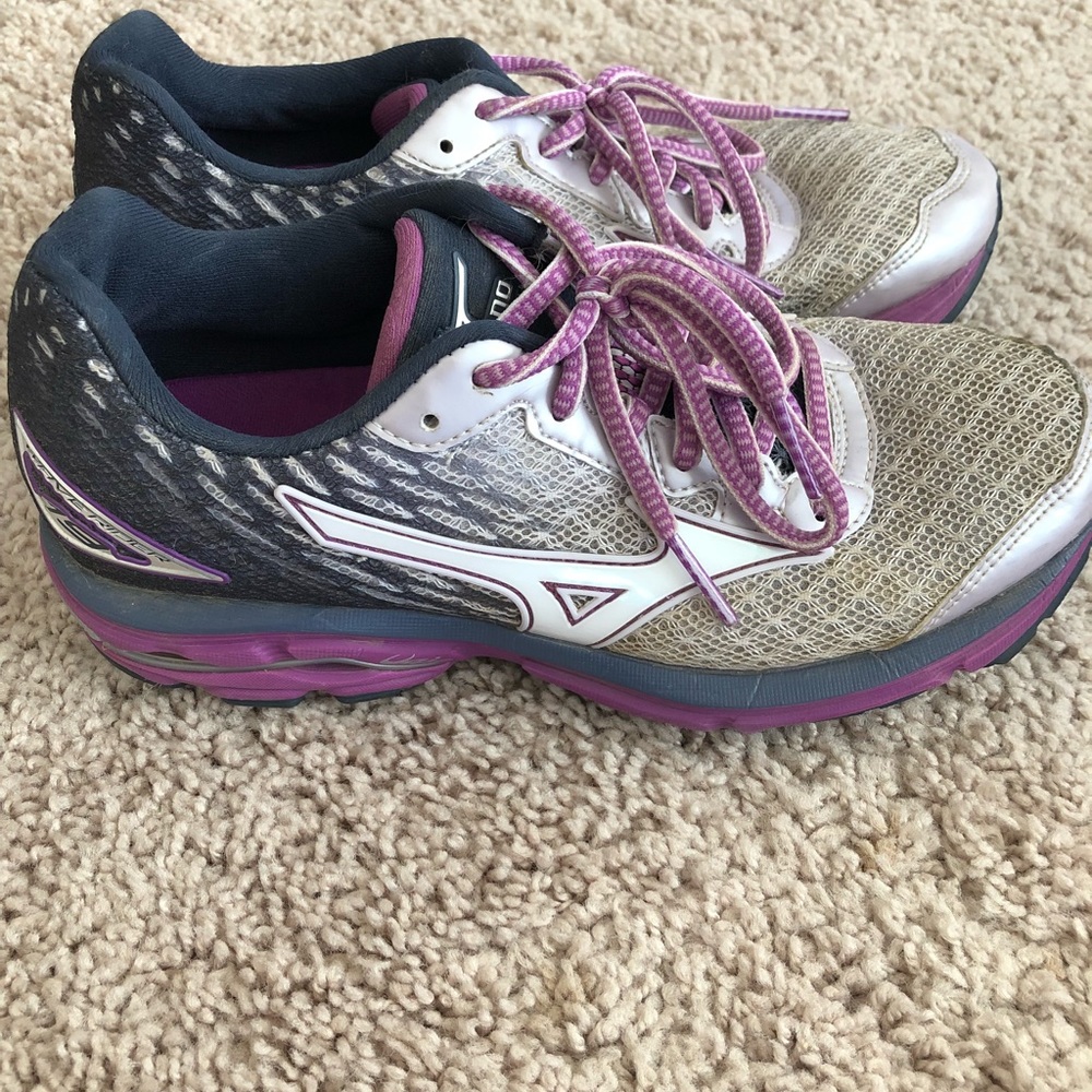 Mizuno Running Shoes 🏃🏻‍♀️
